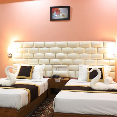 גאיה Hotel Siddhartha International מראה חיצוני תמונה