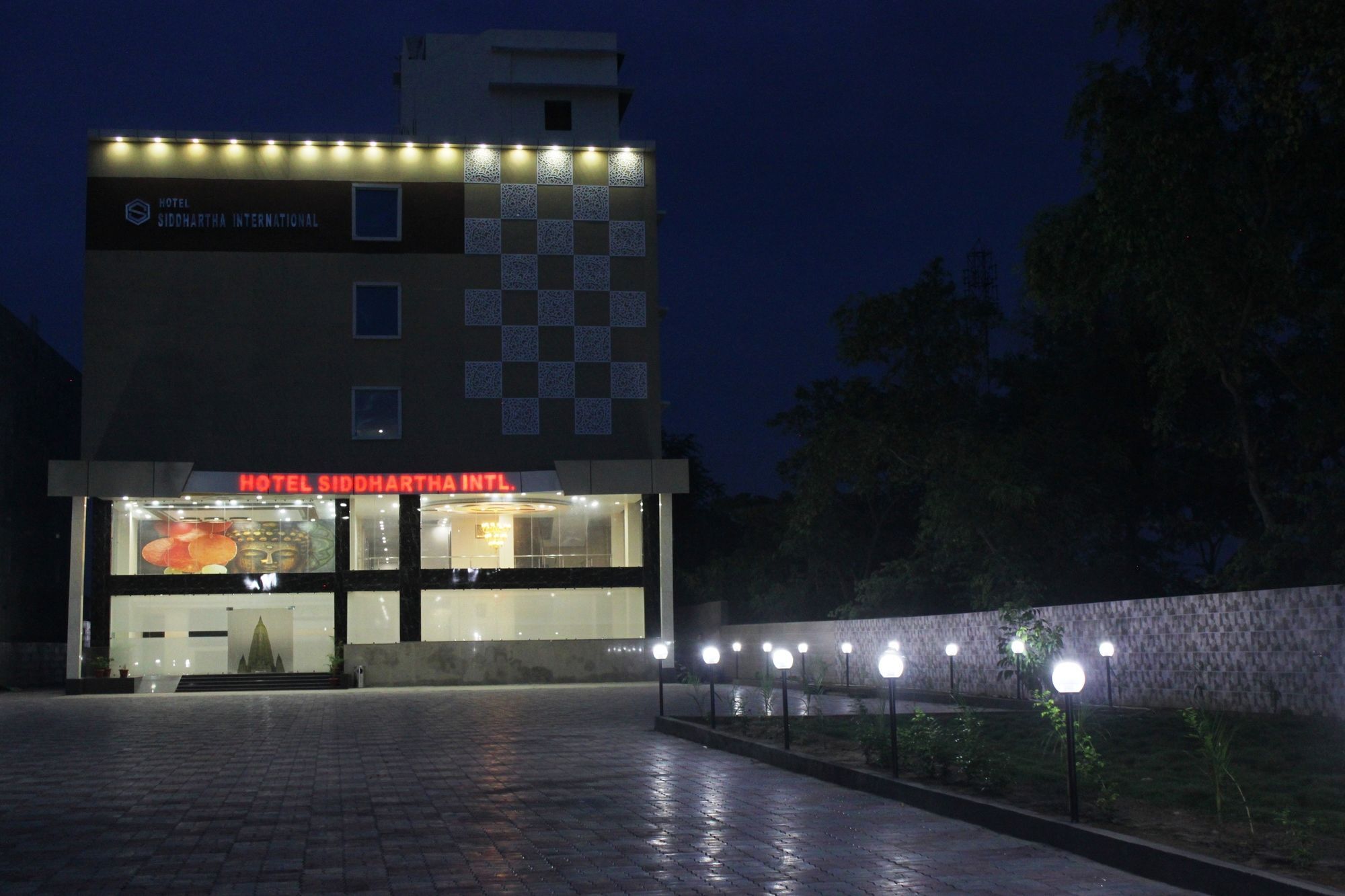 גאיה Hotel Siddhartha International מראה חיצוני תמונה